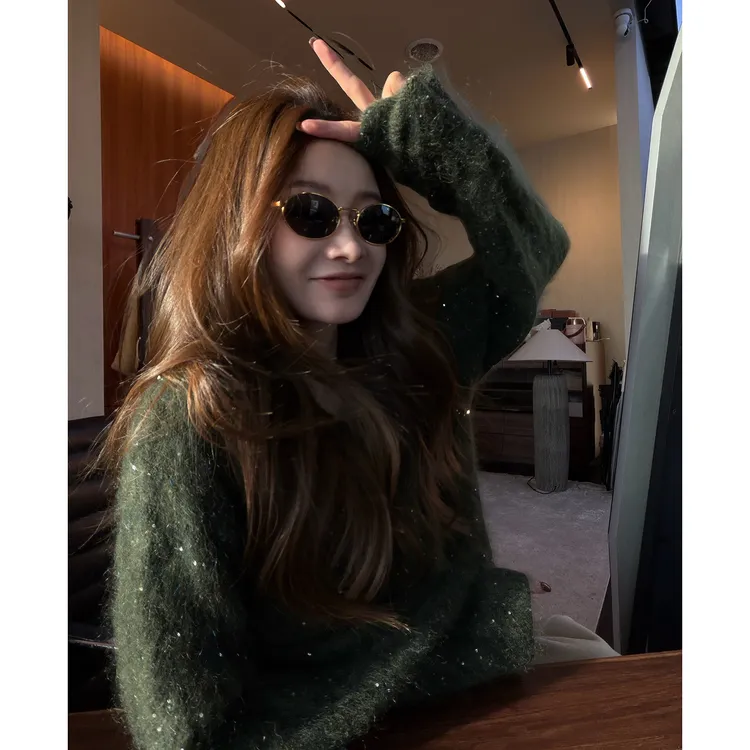 【CHUMINGMING】【墨闪】南非重工v领毛衣YK2549