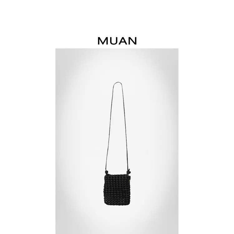 MUAN：《编织手机包》定制黑色百搭简约高级编织包女GZ-B2319