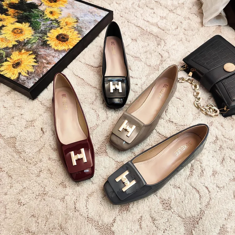 4复古方头金属H扣浅口粗跟单鞋女气质秋季新款通勤工作高跟鞋