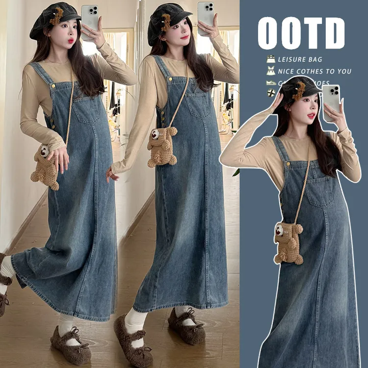 时髦孕妇装秋季新款春秋显瘦网红款时尚打底上衣背带裙牛仔两件套