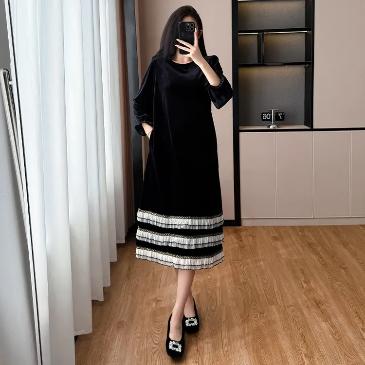 轻奢法式丝绒拼接荷叶边裙2025秋冬优雅大方高级感大码显瘦连衣裙