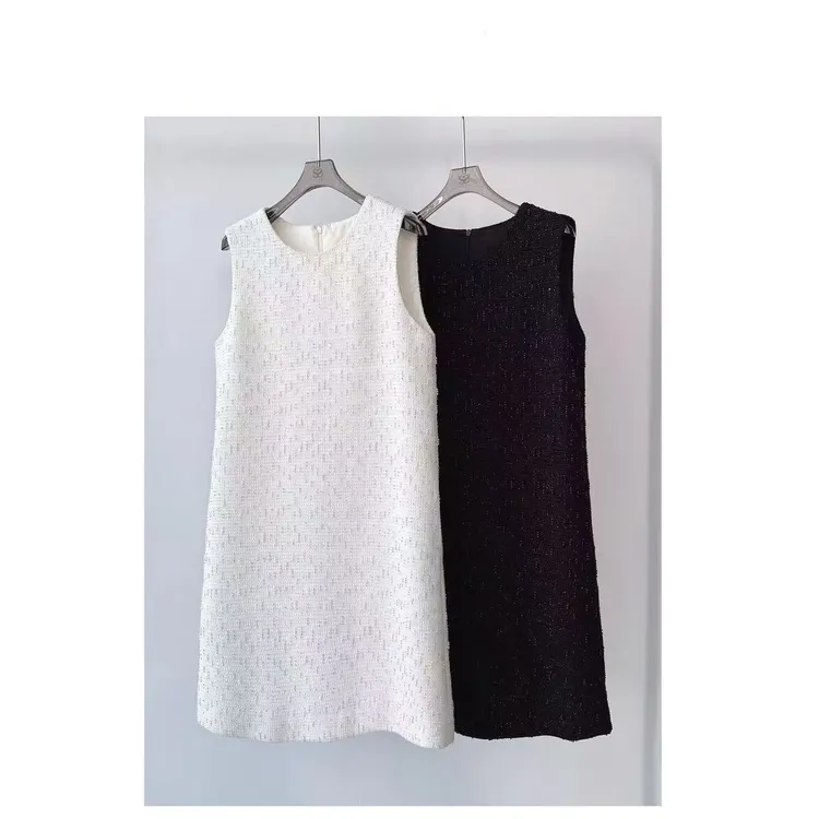 白富美 气质绝美！全身钉珠优雅香风连衣裙23051752