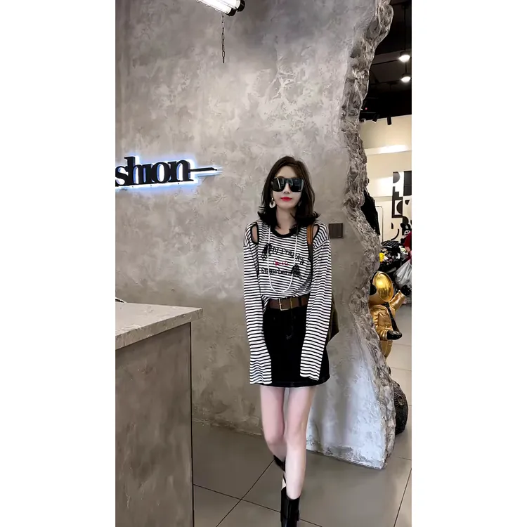 夏季时尚打底衫美背镂空设计字母圆领长袖条纹露肩T恤