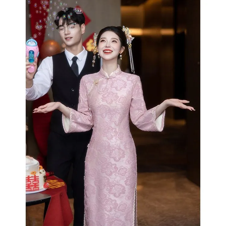 秋冬加绒加厚粉色新娘新中式旗袍订婚结婚回门少女长袖敬酒礼服