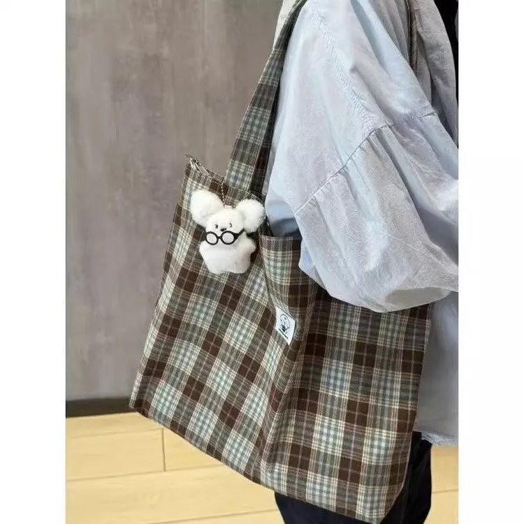 新款原创秋冬大容量格子帆布包女复古通勤单肩帆布袋慵懒单肩包包