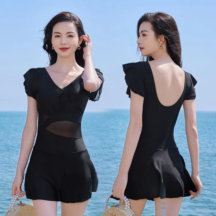泳衣女款2025新款泡温泉高级感保守连体微胖小胸遮肉性感显瘦大码