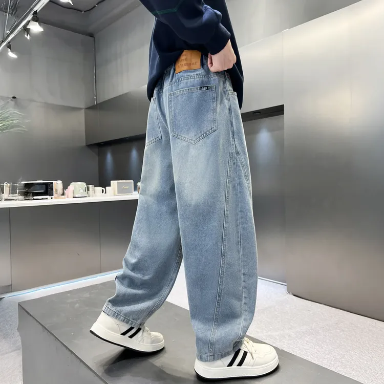 男童牛仔裤春秋款2025新款儿童休闲直筒长裤秋季阔腿裤子男孩秋装