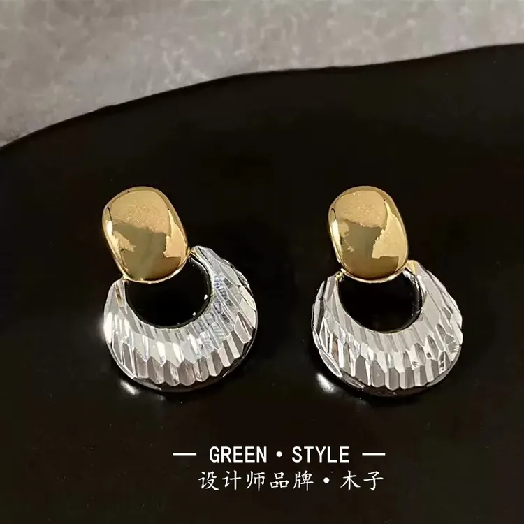 铜合金耳饰 【撞色苹果包耳钉】气质复古个性轻奢高级简约时尚-A48