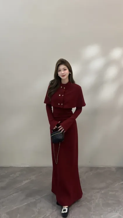 【宥妍】秋冬新款法式赫本风双排扣斗篷连衣裙两件套DT1717