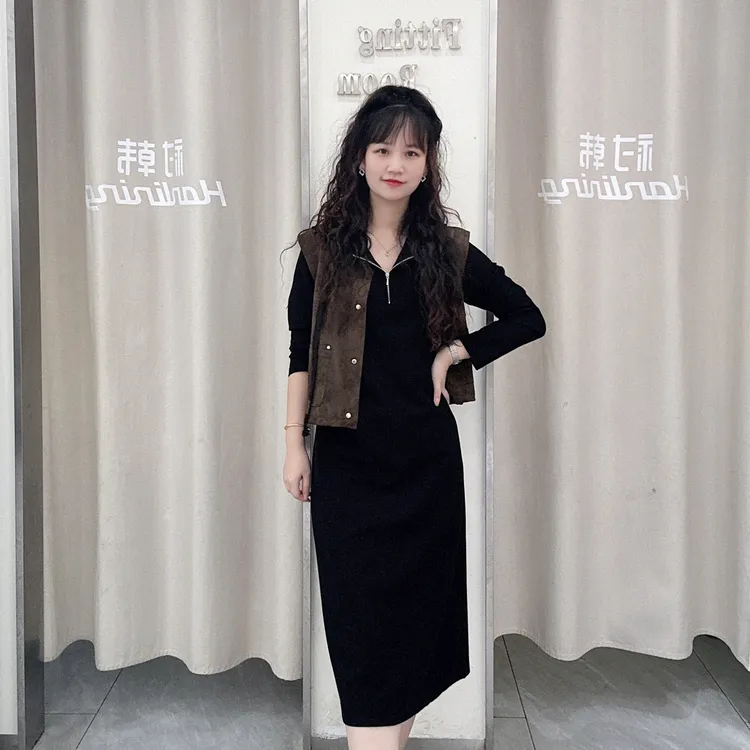 早秋新款洋气百搭马甲连帽卫衣裙时尚减龄显瘦套装JC8110