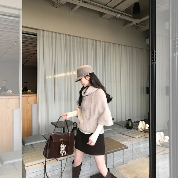 秋冬高领麻花设计感宽松针织衫女复古高级感毛衣斗篷气质外穿上衣