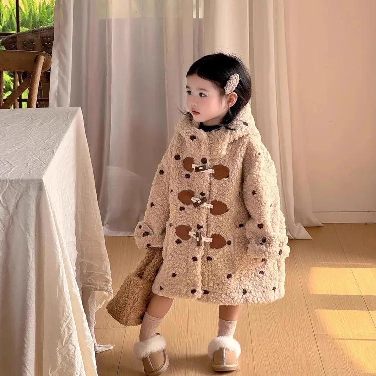 女童时髦波点毛毛大衣2025冬款儿童宝宝洋气连帽长款保暖外套潮