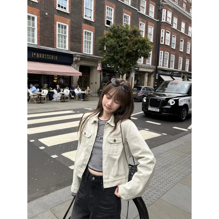 韩系简约双口袋拉链斜纹牛仔外套女秋季2025休闲百搭显瘦夹克上衣