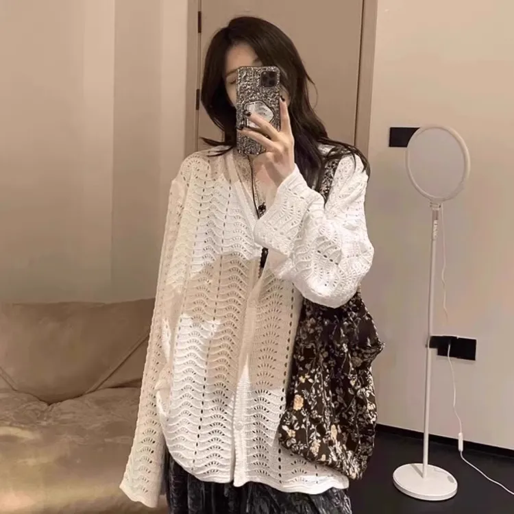 白色镂空针织衫上衣2025早秋新款时尚洋气宽松慵懒风软糯开衫外套