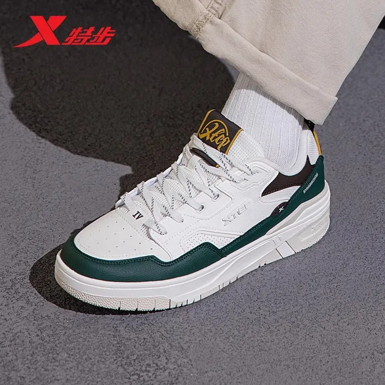 特步新晖板鞋男鞋时尚百搭潮流休闲鞋子舒适轻便男子运动鞋