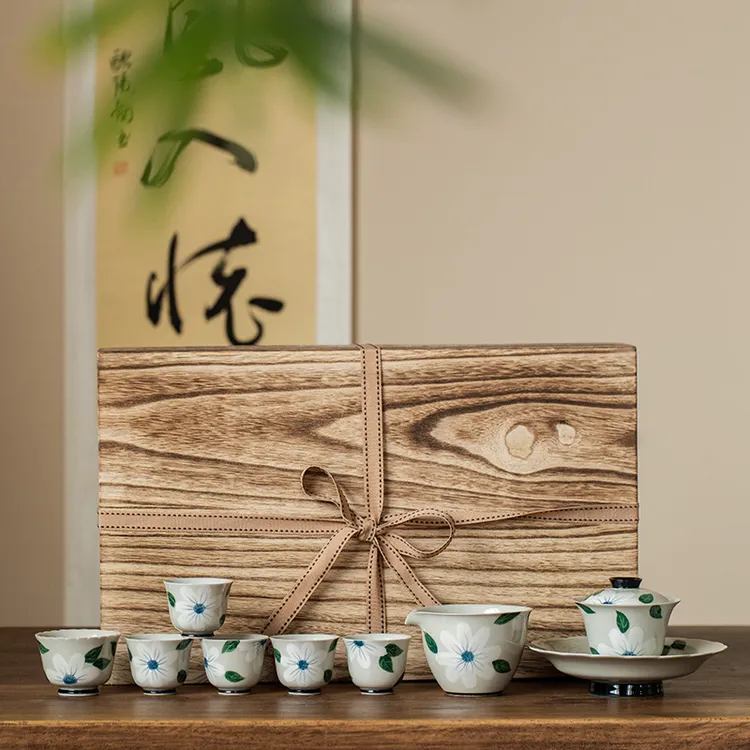 纯手绘茶具套装轻奢复古盖碗茶杯礼盒装家用陶瓷功夫茶具送礼礼品