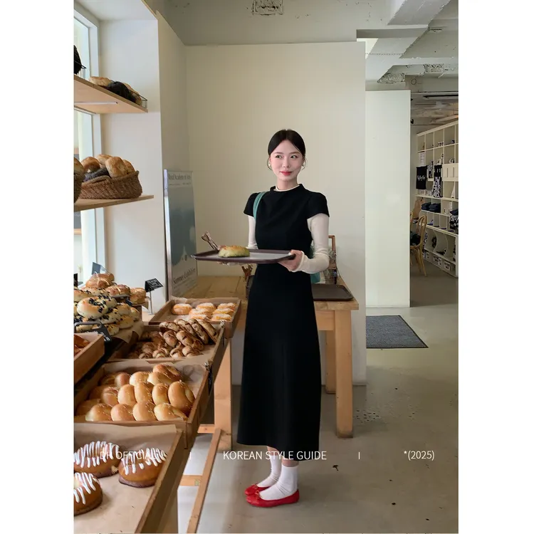 DH OFFICIAL 大花【鲁尔小姐 Ruhr】优雅立领泡泡袖修身短袖长裙