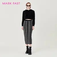 MARKFAST秀场同款设计师品牌黑色短款套头衫女秋M1CFW02170