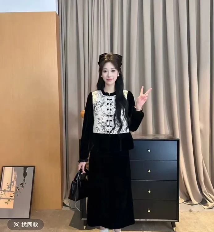 2025秋款韩系丝绒外套蕾丝款时尚减龄千金风显瘦上衣