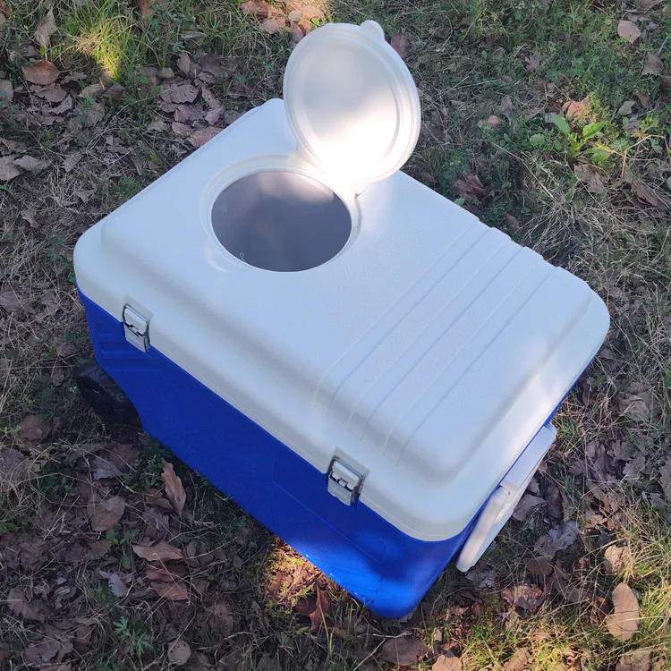 正品高配带天窗带轮子海钓鱼箱可坐人户外露营冰桶保温冷藏箱