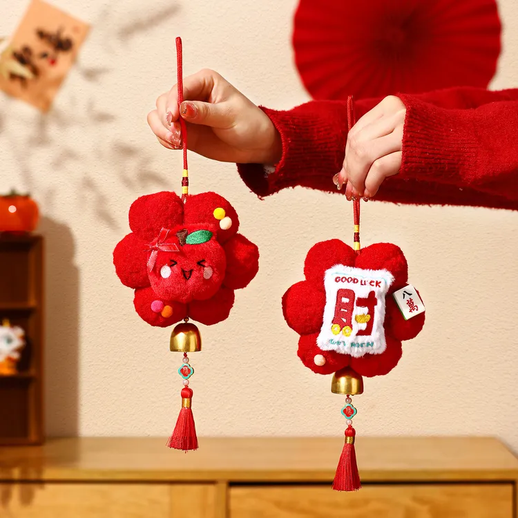 新年装饰毛绒花朵挂件客厅入户门挂2026新款马年过年春节氛围布置