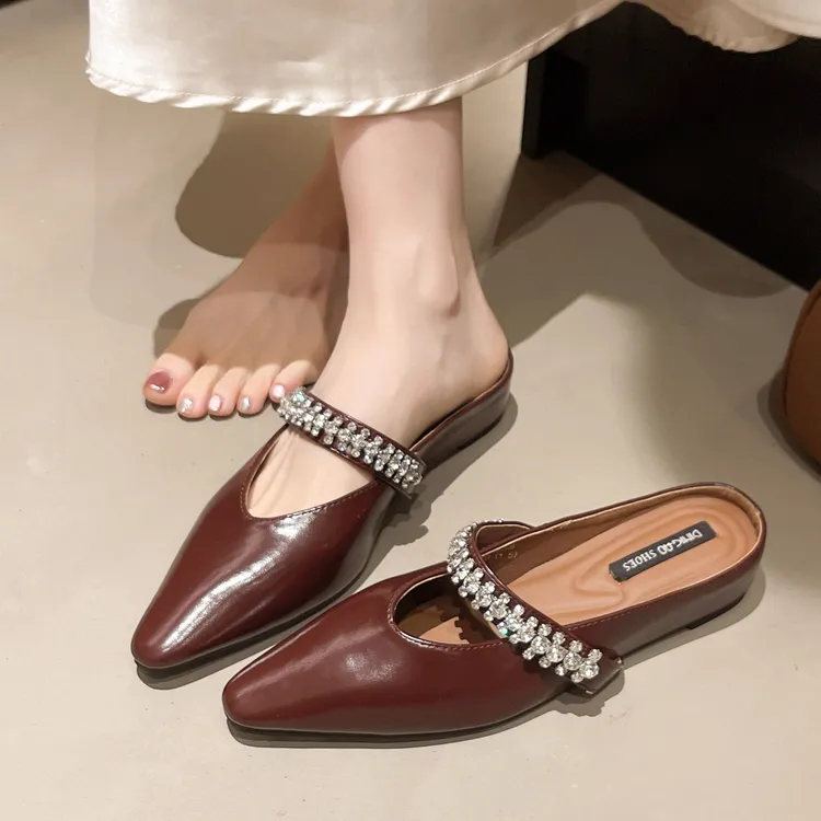 时尚尖头穆勒鞋女式秋季透气一脚蹬2025新款法式半拖鞋外穿赫本风