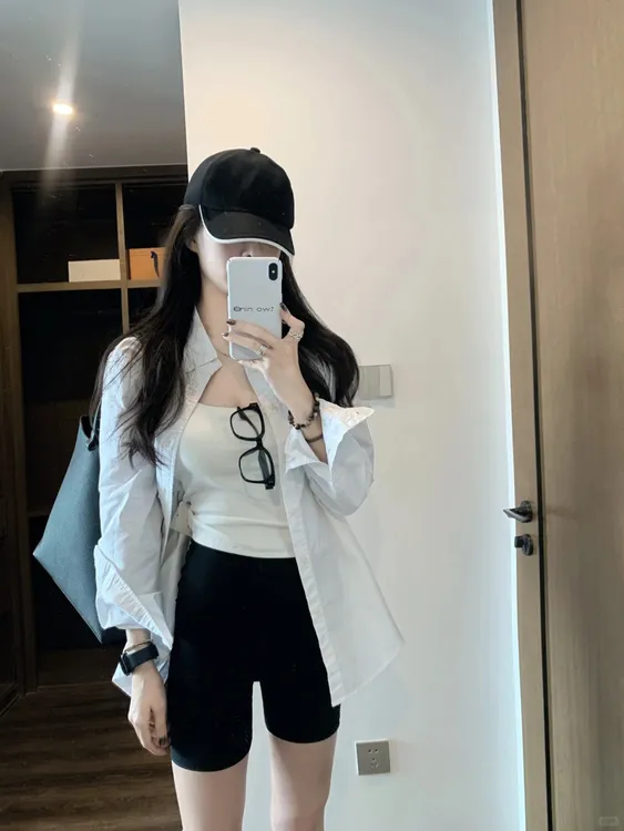 通勤风时尚套装休闲薄款白色夹克长袖西装辣妹小众高腰短外套