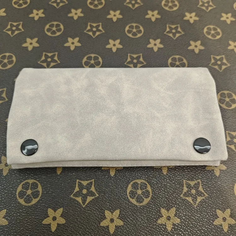 手卷包收纳灰色三折带暗扣皮包出差旅游方便携带手卷卷烟工具外出