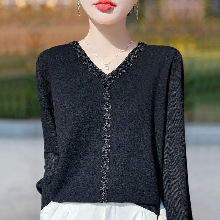 胖mm春秋大码v领毛衣女遮肚子显瘦巨上衣2025新款蕾丝针织打底衫