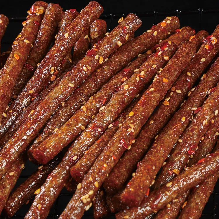 【9·9到手400g】大长筋魔鬼辣棒辣条童年回忆小时候校园辣条零食