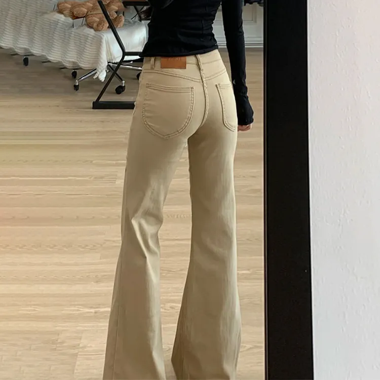 雪千羽卡其色低腰微喇牛仔裤女2025秋季新款辣妹不贴腿马蹄喇叭裤