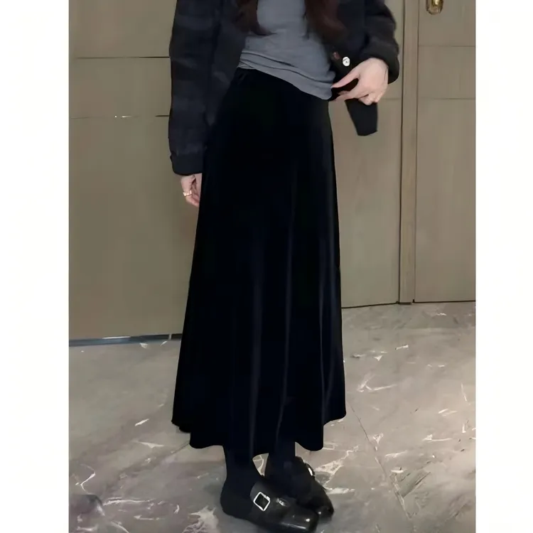 高级感黑色丝绒裙秋季中长款大码法式高品质A字裙遮肉显瘦慵懒裙