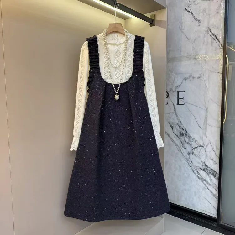 2025秋冬胖mm洋气宽松轻奢韩范显瘦气质蕾丝内搭+撒星马甲裙9130