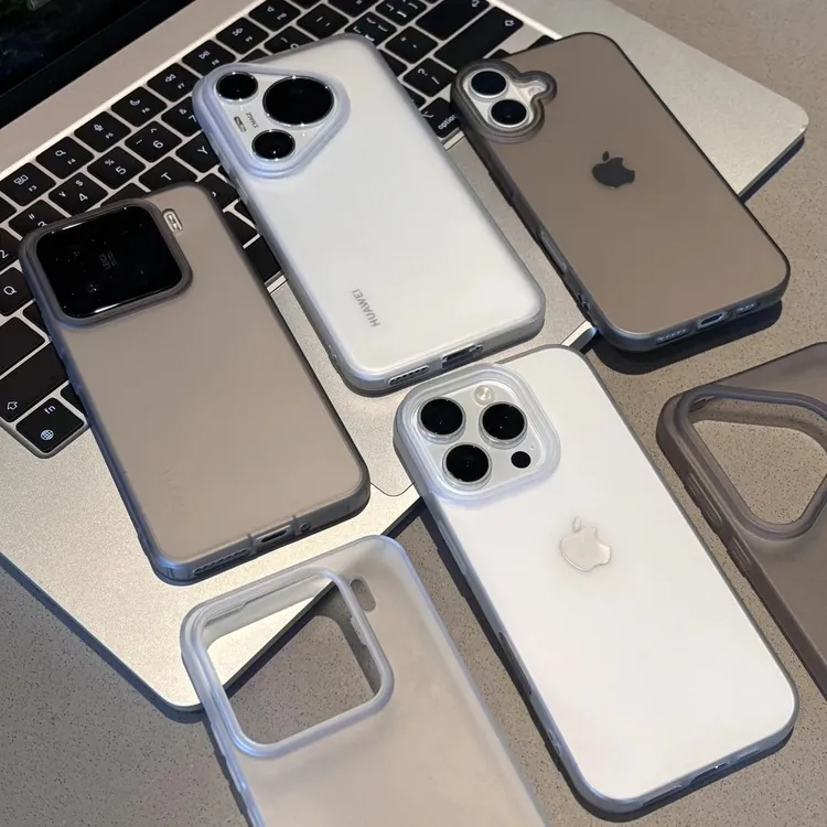 奥菲顿磨砂大孔透色壳适用苹果17/16手机壳华为p70vivooppo小米15