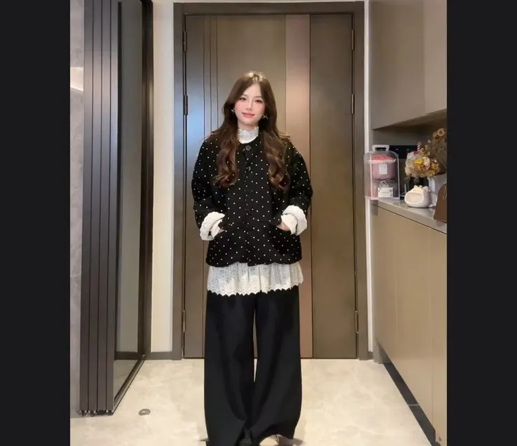 【圆脸苗苗】时尚套装长袖常规款女秋季厚款森系短外套立领落肩袖单排扣两件套