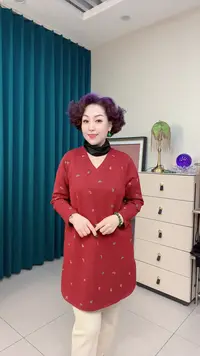 【敏敏家】新款洋气印花v领单件上衣