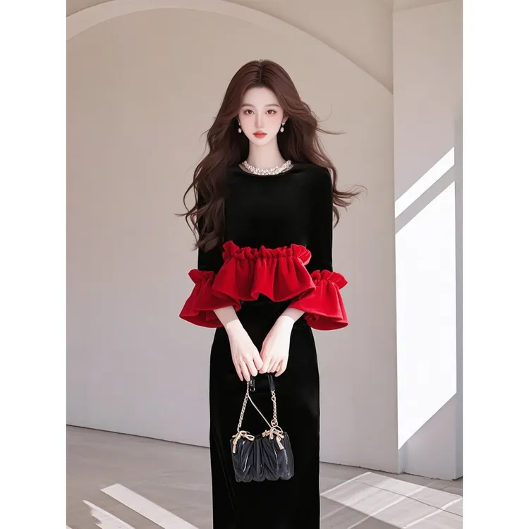 2025新款穿搭高级感超好看独特漂亮小香风黑色丝绒上衣半身裙套装