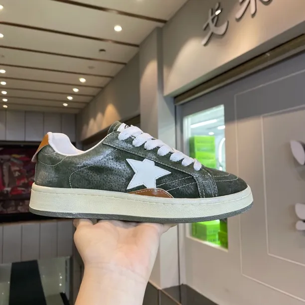 春秋季男士时尚脏脏款百搭厚底低帮磨砂皮做旧个性小众休闲板鞋