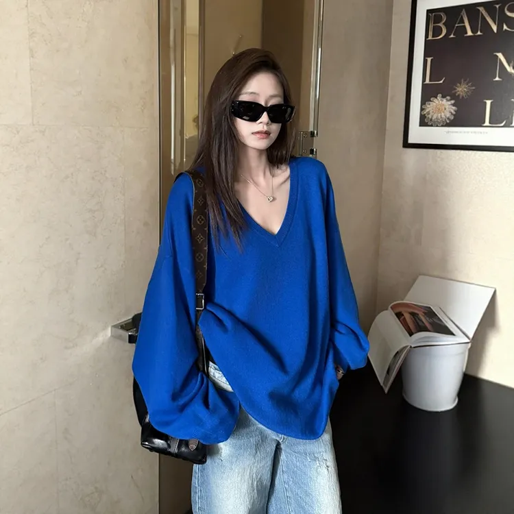 韩系克莱因蓝v领长袖套头毛衣女早秋奶fufu慵懒风宽松针织衫上衣