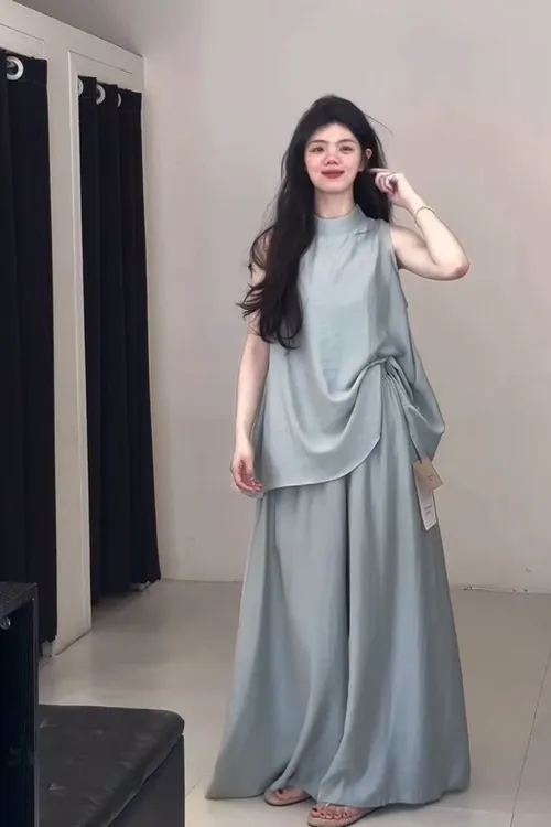 2025夏季新款慵懒风后背开叉半高领无袖衬衫百搭休闲阔腿裤两件套