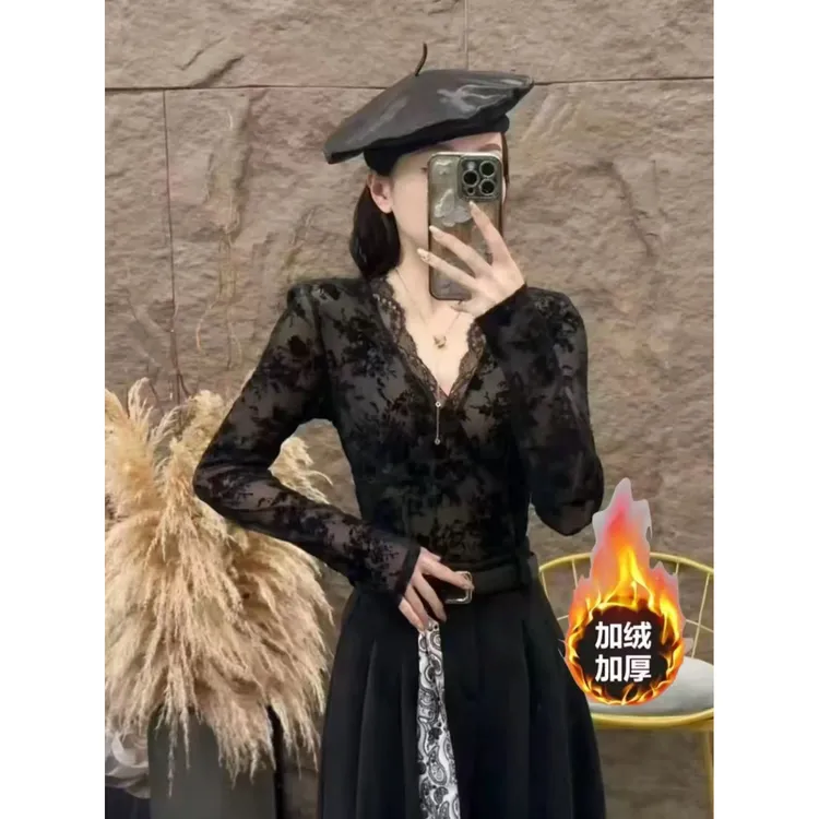大码女装胖mm秋冬新款轻熟风蕾丝加绒长袖修身内搭打底衫上衣