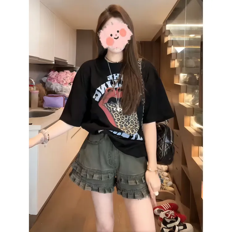 韩系时髦辣妹穿搭两件套装夏季新款小众设计T恤上衣小个子短裤子