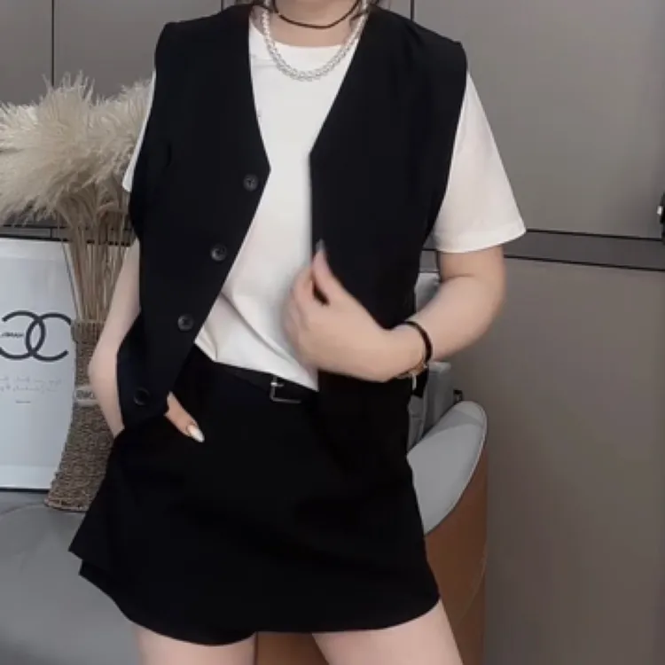 欧货新款蝴蝶花马甲搭短裙2件套装