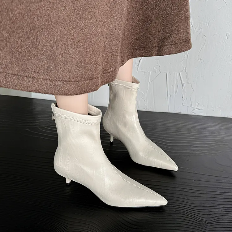 5cm秋冬新款高跟短靴真皮细跟米白色时尚尖头靴子黑色气质瘦瘦靴