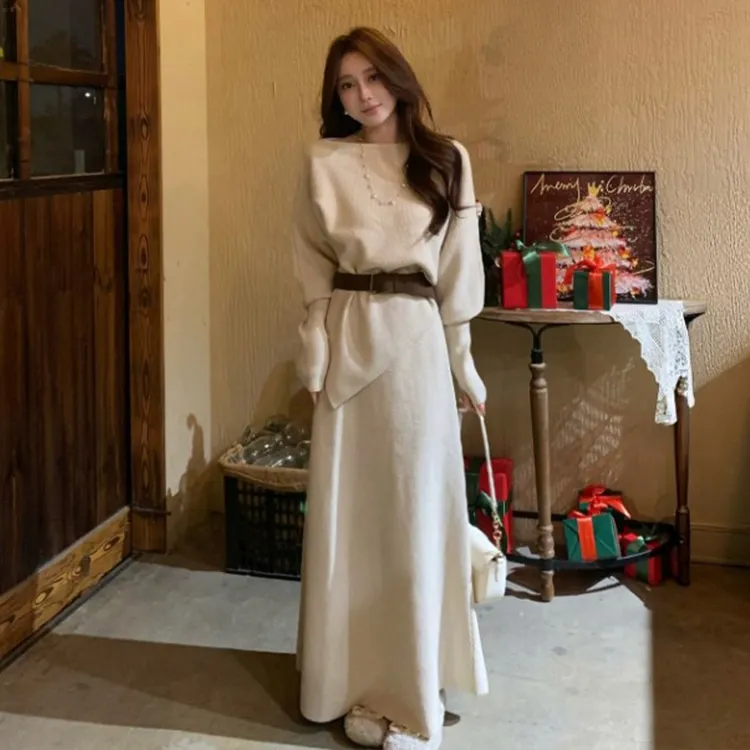 复古半身裙2025超火冬装一整套配腰带法式温柔风蝙蝠袖针织上衣