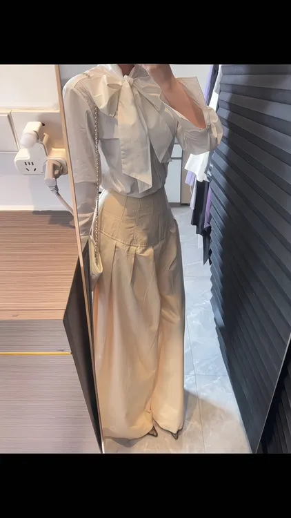 2025新款夏季设计感t恤女慵懒风宽松休闲上衣潮气质网红白色时尚