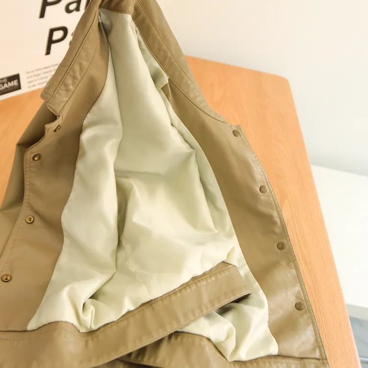 2025新款翻领皮衣外套女短款机车服帅气软皮夹克落肩PU水洗皮