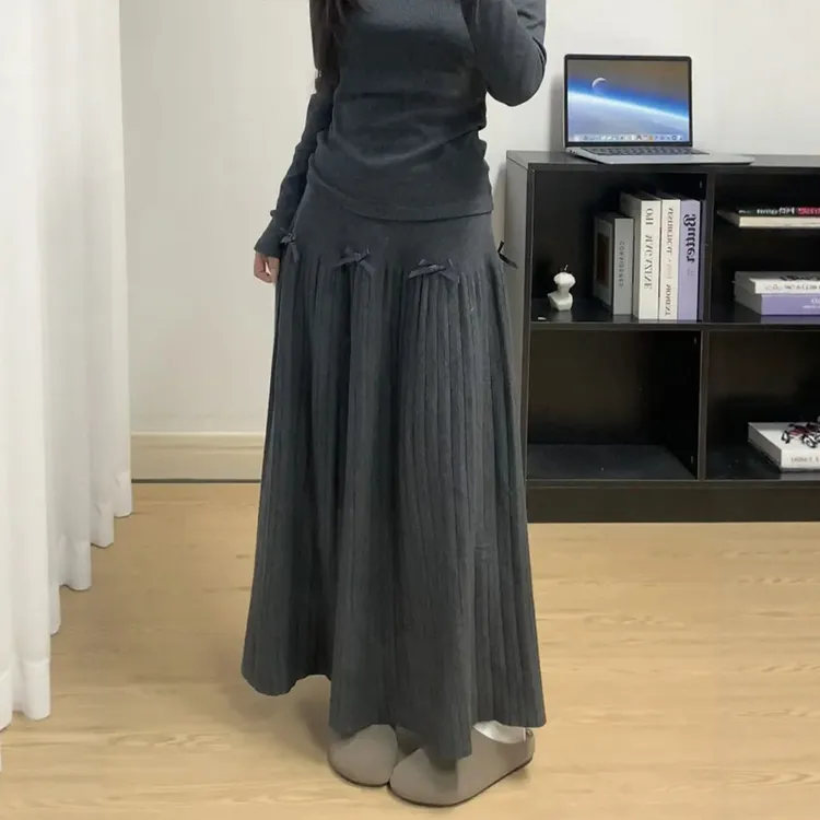 ins风灰色针织半身裙2025秋冬大码胖mm梨形身材遮胯显瘦a字中长裙