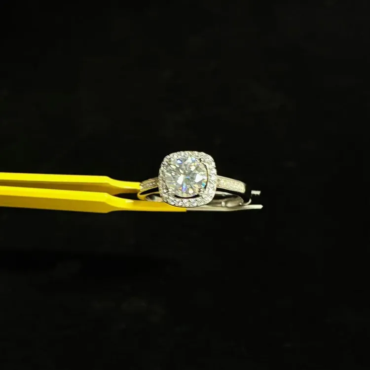 非金属莫桑石戒指 莫桑戒指【小北质检】ZJL947Z3多样性发一