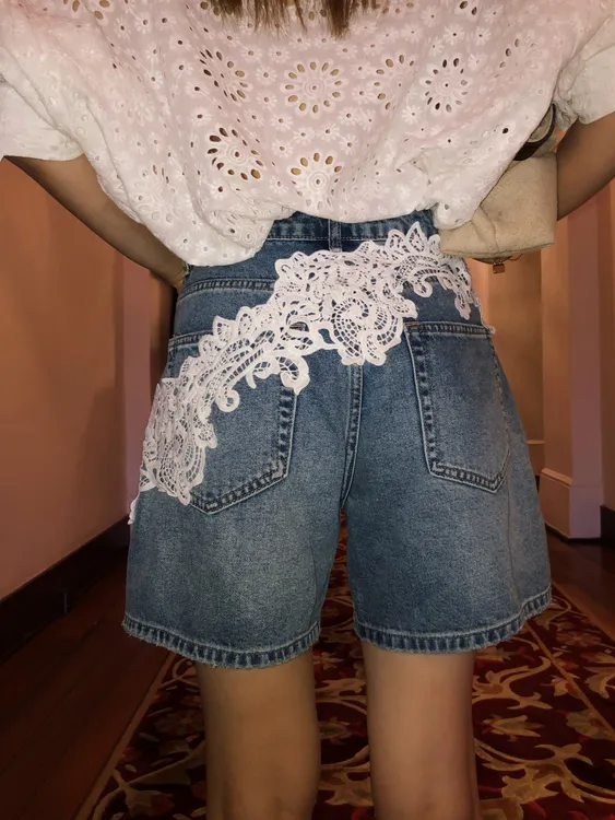 婉君【蕾丝牛仔】夏季高腰百搭显瘦时尚复古设计感短裤LWJ25C3K2132